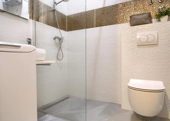 Apartamento Sunny Garden House Julija - 2 Min To