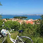 شقة Sunny Garden House Julija - 2 Min To *