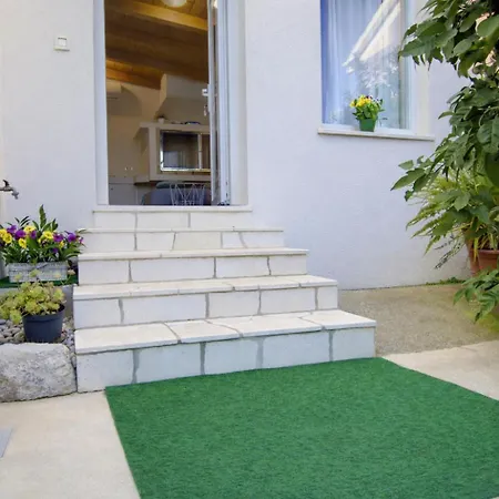 Sunny Garden House Julija - 2 Min To Apartment Preko
